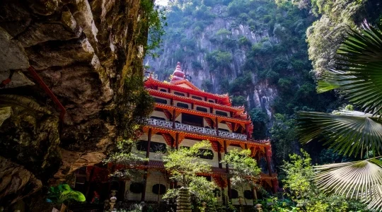 サンポトン(三寶洞)寺院